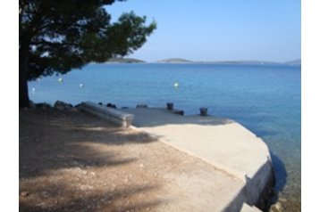 Hrvatska Privát Žaborić, Eksterijer